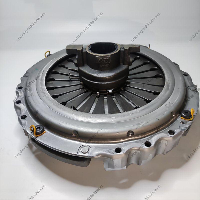 HOWO Shacman Dongfeng 유럽 트럭 FAW Jiefang 자동차 장착용 클러치 플레이트 및 커버